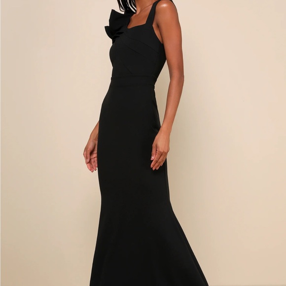 Lulus Dresses & Skirts - Lucette Black Sleeveless Ruffled Mermaid Maxi Dress NWOT